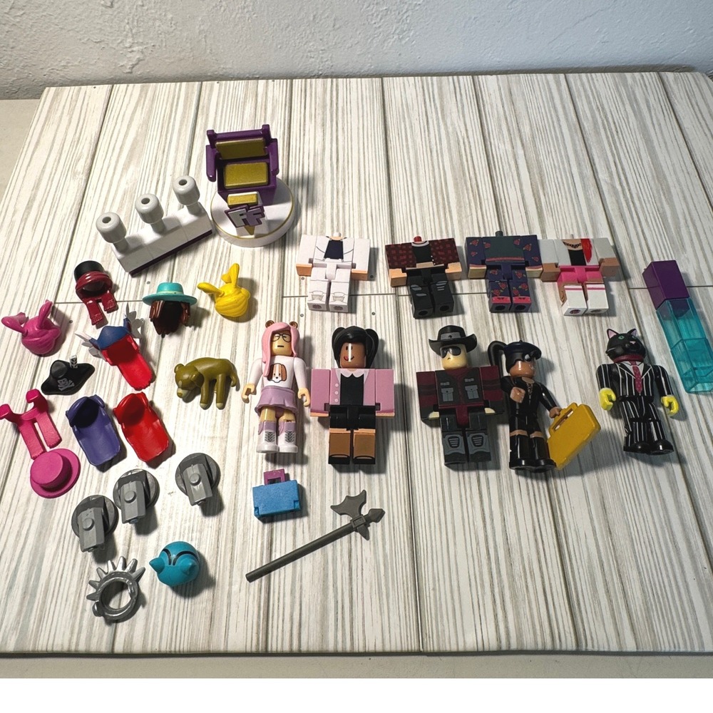 Roblox‎ Action Figure Lot Jazwares Figures Accessories Parts Mix Match 30+ Pc